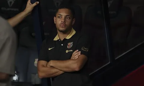 Vitor Roque và những điều chưa trọn vẹn tại Barcelona