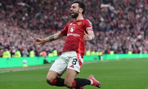 Bruno Fernandes đang "gánh team" Man Utd