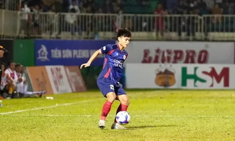 Học trò được U22 Việt Nam triệu tập, HLV Mano Polking hết lời khen ngợi