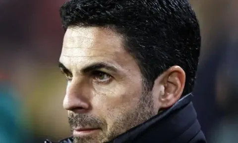 Arsenal chuẩn bị tái đấu PSV, Arteta bị chê 'không đẳng cấp'