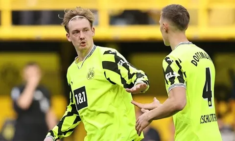 Ẩu đả, trừ lương, tống khứ hơn nửa đội hình: chuyện gì đang xảy ra với Dortmund?