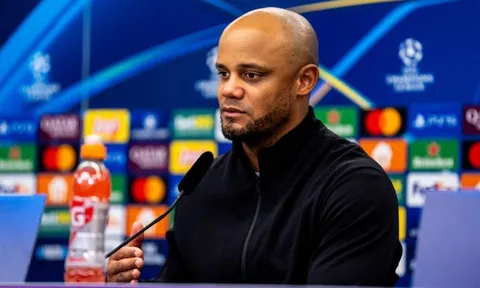Hủy diệt Leverkusen, Kompany lên tiếng cảnh báo học trò