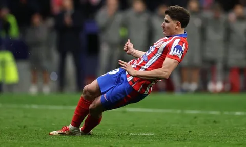 Alvarez và quả penalty định mệnh: Lời nguyền Champions League chưa buông tha Atletico