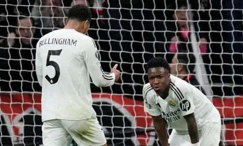 Bức ảnh hơn nghìn lời nói về Bellingham khi Real hạ Atletico
