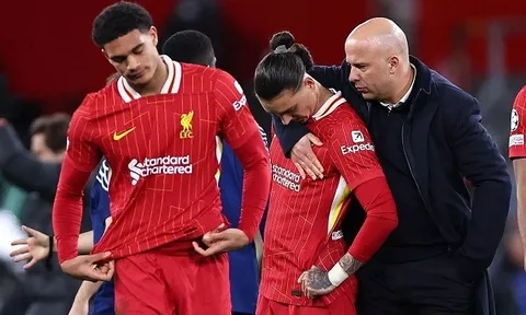 Việc Liverpool bị loại khỏi C1 ảnh hưởng thế nào đến cuộc đua vô địch Premier League?