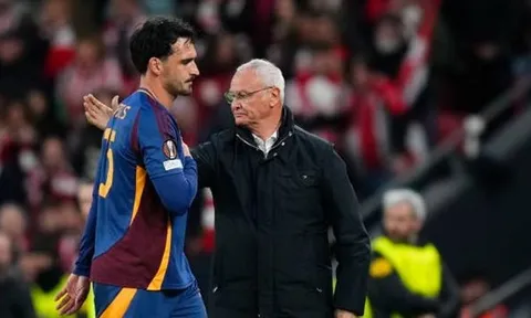 Bilbao 3-1 AS Roma: Nico Williams rực sáng; Tấm thẻ đỏ tai hại của Mats Hummels