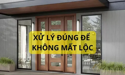 Tổ tiên dặn: Cửa nhà có 3 dấu hiệu này là tài lộc tới, xử lý đúng để nghênh vàng đón bạc giàu sang