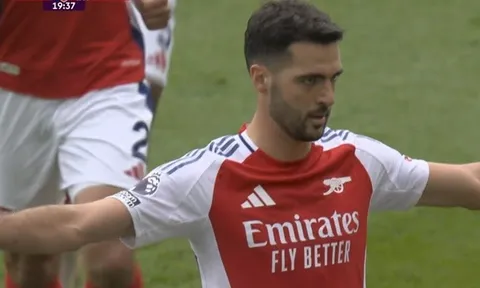 Arsenal trừng phạt Chelsea bằng ngón đòn bị lãng quên