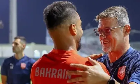 HLV Bahrain mỉa mai Indonesia: "Trông như chúng tôi đang đấu với Hà Lan vậy"