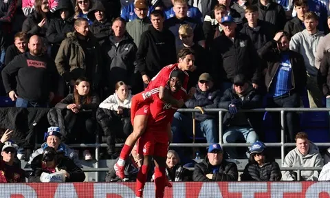 Ipswich Town 2-4 Nottingham Forest: Tấn công bùng nổ; Bàn tay phù thủy của Nuno Santo