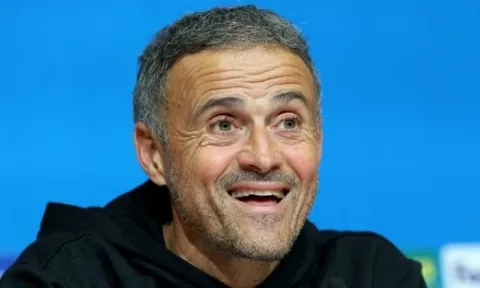 Luis Enrique thừa nhận Marseille đã tiến bộ, đánh giá cao tinh thần của De Zerbi