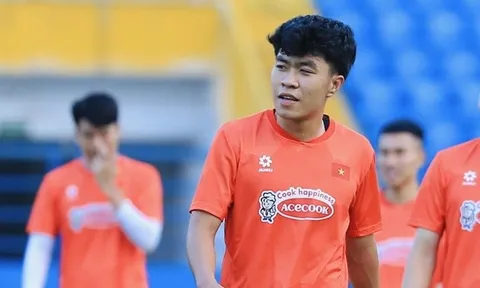 Tân binh của ĐT Việt Nam chọn Ramos là hình mẫu