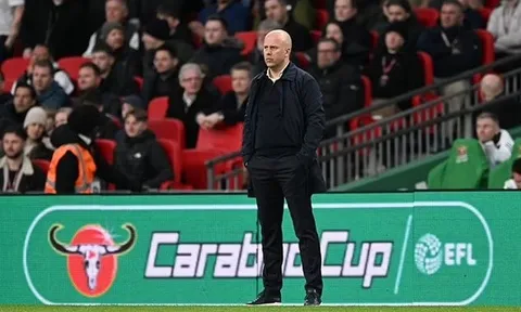 Arne Slot: "Liverpool không kém khát khao hơn Newcastle"