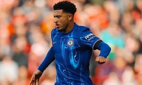 Chelsea thua Arsenal, Gallas chỉ ra 1 cái tên cần "khăn gói ra đi"