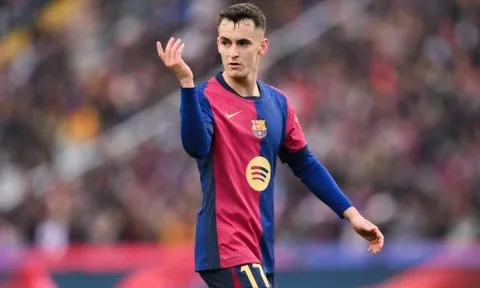 Mùa giải của Casado coi như kết thúc, 2 lựa chọn thay thế cho Flick ở hàng tiền vệ Barca