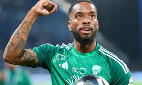 Cựu sao Premier League tổ chức tiệc xa hoa 100 nghìn bảng, nhiều khách VIP góp mặt