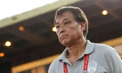 HLV Campuchia: "Trong hiệp hai, chúng tôi chơi tốt hơn Việt Nam về mọi mặt"