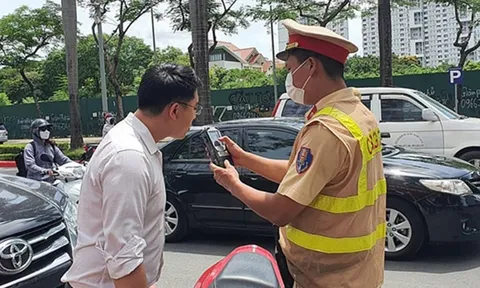 Năm 2025, vi phạm 2 ngưỡng nồng độ cồn này sẽ không bị CSGT tước bằng lái, ai cũng cần nắm rõ