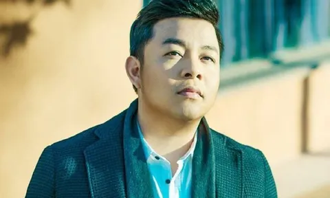 Quang Lê nghẹn ngào trước di ảnh Quý Bình, làm một việc tưởng nhớ cho đồng nghiệp