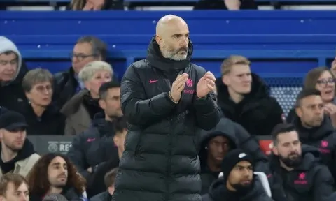 Kỳ chuyển nhượng hè tất bật đang chờ đợi Chelsea