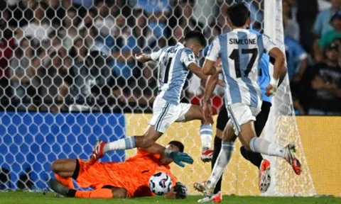Uruguay 0-1 Argentina: Siêu phẩm định đoạt trận đấu; Tấm thẻ đỏ phút bù giờ