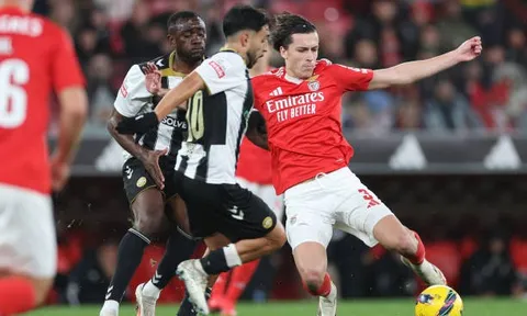 2 thương vụ bất ngờ giúp MU "kiếm bộn tiền" trên TTCN