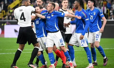 5 điểm nhấn ngày Ý chia tay Nations League: Từ vũ khí thành tử huyệt