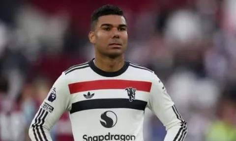 MU có thể loại Casemiro để nhường chỗ cho “quái vật” 19 tuổi của học viện
