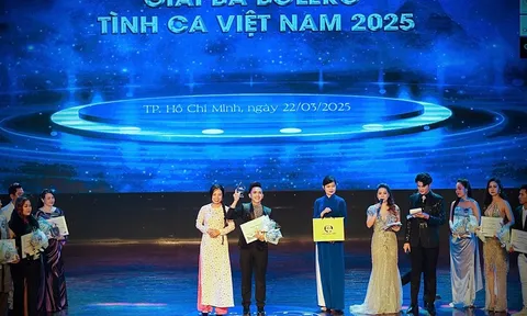 Khắc Trung tỏa sáng tại Tình Ca Việt Nam 2025: Hành trình khẳng định đam mê Bolero