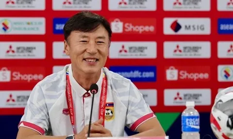 HLV Lào: "Việt Nam quá mạnh, chúng tôi mang đội hình rất trẻ"
