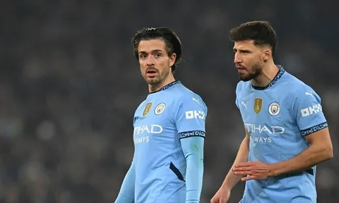 Chelsea cân nhắc mua "bom xịt" Man City