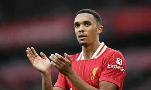 NÓNG! Liverpool chốt xong cái tên thay Alexander-Arnold