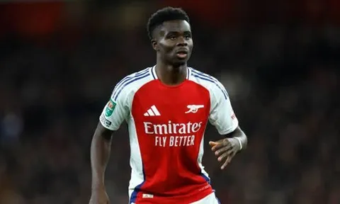 Bukayo Saka trở lại thắp lên hy vọng cho Arsenal