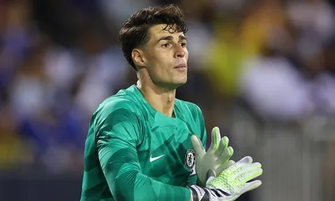 Chelsea tống khứ 6 cầu thủ để mua tiền đạo