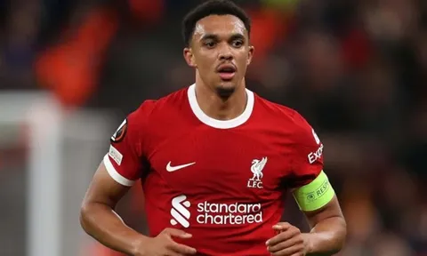 Cơn đau đầu lớn dành cho Liverpool khi mất Alexander-Arnold