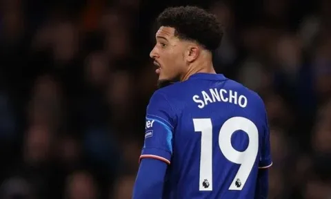 Cú sốc ập đến Sancho vụ gia nhập Dortmund