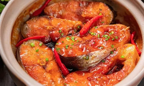 Bí quyết kho cá không tanh, lên màu vàng óng, chắc thịt