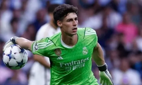 Real Madrid bất ngờ "kết nối lại" với sao Chelsea
