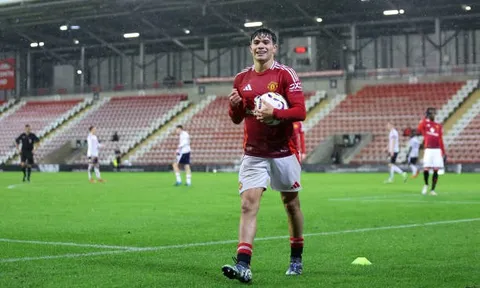 Amorim không thể tiếp tục phớt lờ "wonderkid" đã ghi 24 bàn thắng