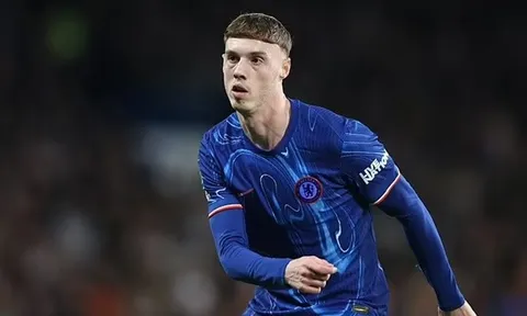 Cole Palmer trở lại tập luyện trước trận Spurs