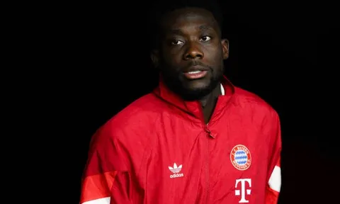 NÓNG! Bayern muốn kiện Canada vì Alphonso Davies