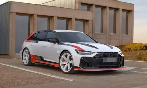 Rashford bán Lamborghini giá 14 tỷ, tậu Audi cực hiếm