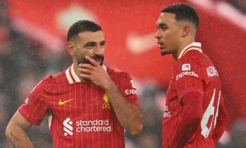 Xoay chuyển bất ngờ! Vụ Salah rời Liverpool thay đổi chóng mặt