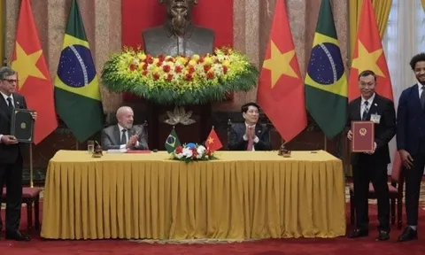 Xuân Son nhận vinh dự đặc biệt