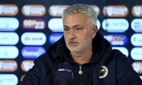 Chelsea 'thay máu' khung gỗ bằng hiện tượng từng khiến Jose Mourinho chú ý?