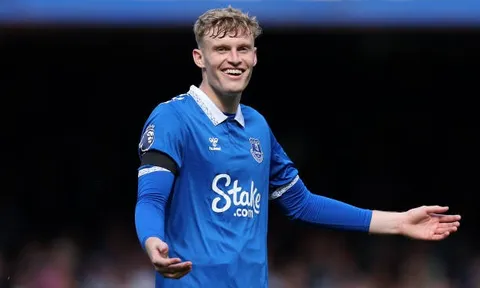 Jarrad Branthwaite đến Liverpool, CĐV Everton phản ứng ra sao?