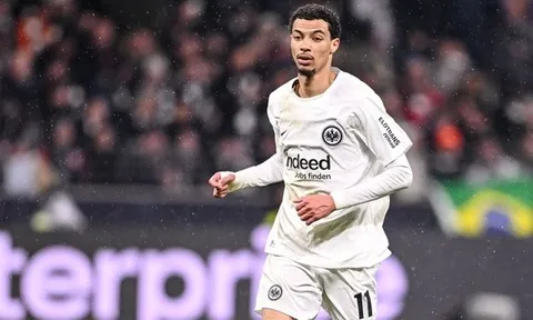 Man Utd đấu tranh giành ngôi sao hàng hot ghi 19 bàn