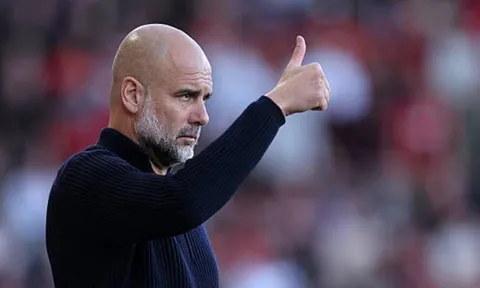 Pep Guardiola ca ngợi cầu thủ huyền thoại của Man City