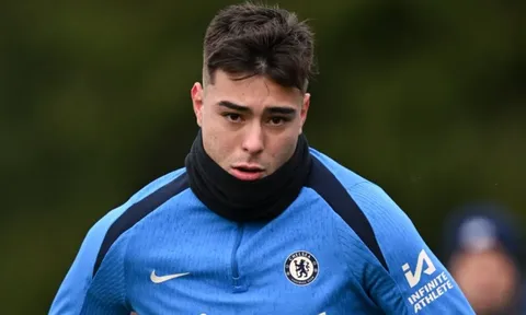 Aaron Anselmino: Nghị lực thép của tân binh Chelsea