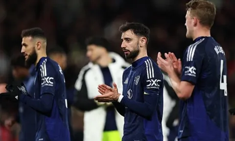 Hình ảnh điên rồ ở Manchester United